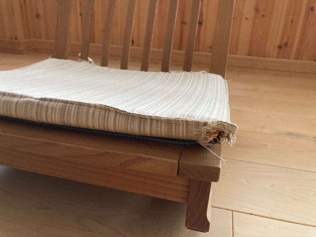 カリモク「木組」シリーズ 座椅子: 1脚／中古品