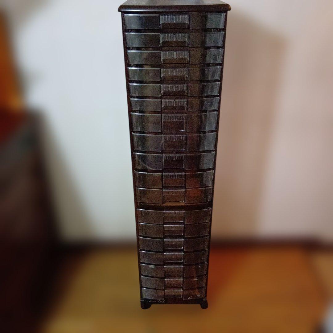 木製ラック ダークブラウン 18引き出し （プラスティック）中古品