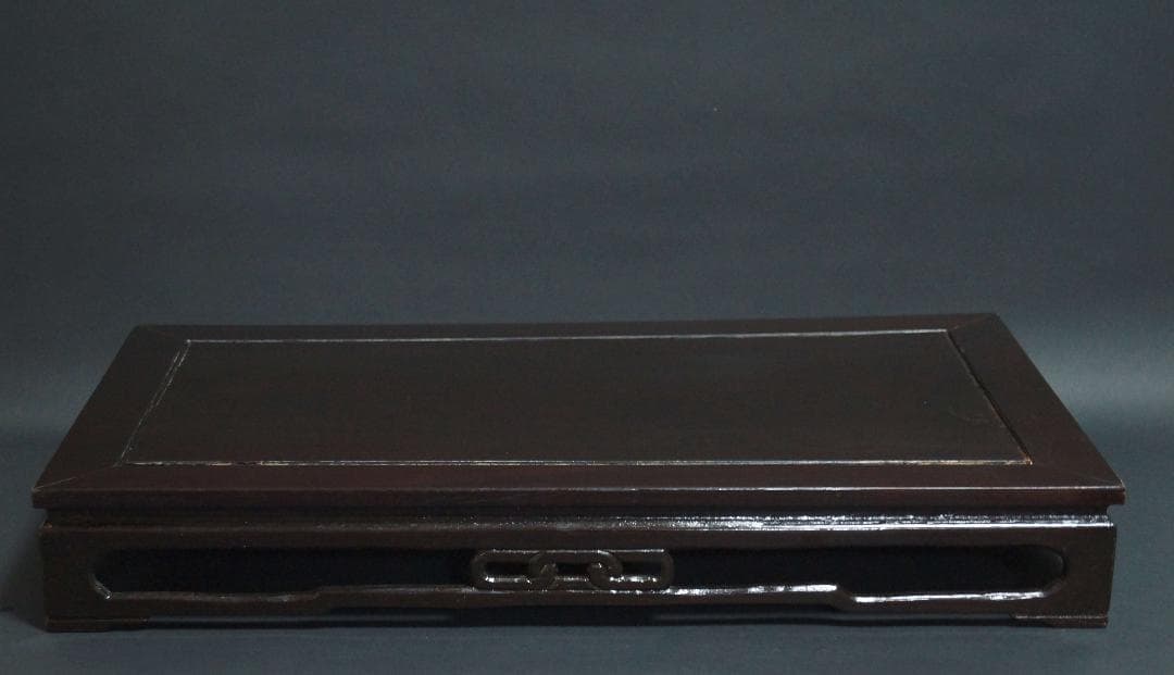 唐木紫檀製 細工透かし彫り花台 平卓 飾台 香炉台 盆栽台茶道具 長51.4cm