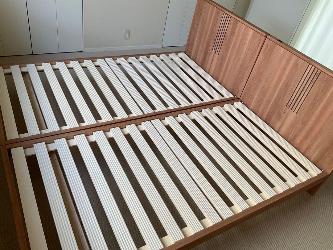 木製シングルベッドフレームヘッドボード付き 2台