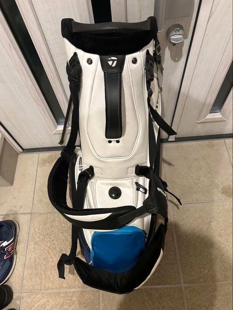 TaylorMade SIM2 キャディバッグ 自立式