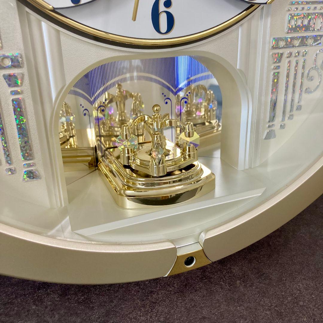 SEIKO オーバル型掛け時計（カラクリ時計）