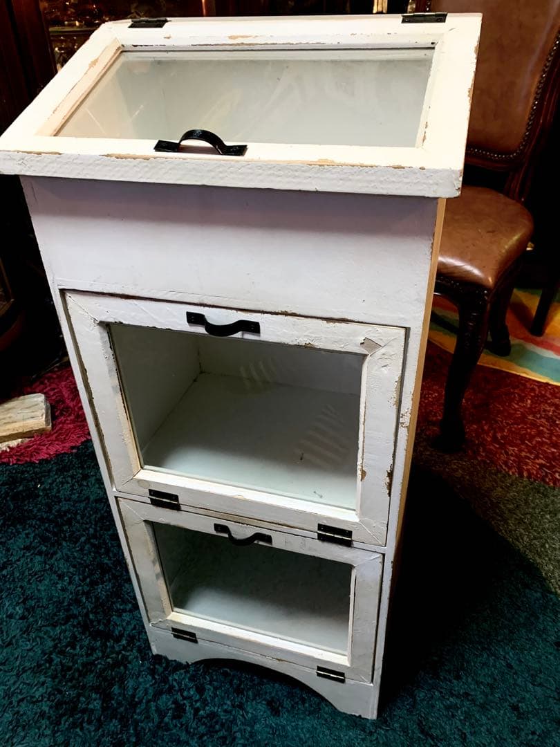 アンティークシャビーシックキャビネット