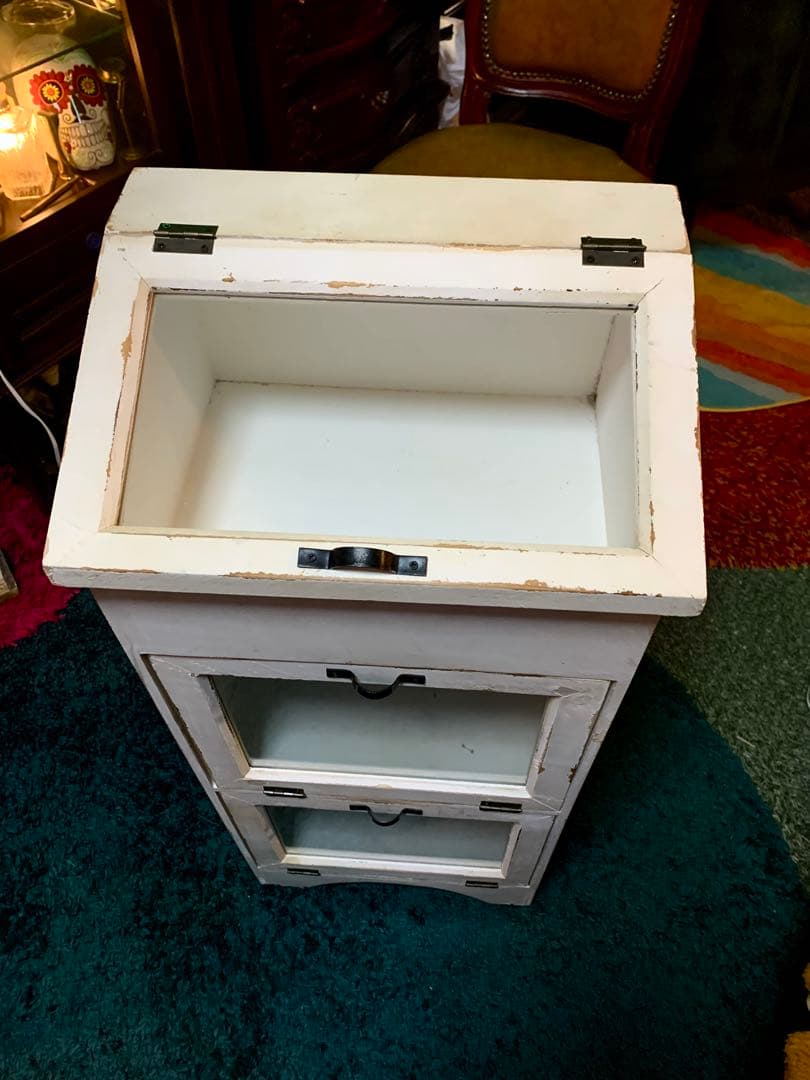 アンティークシャビーシックキャビネット