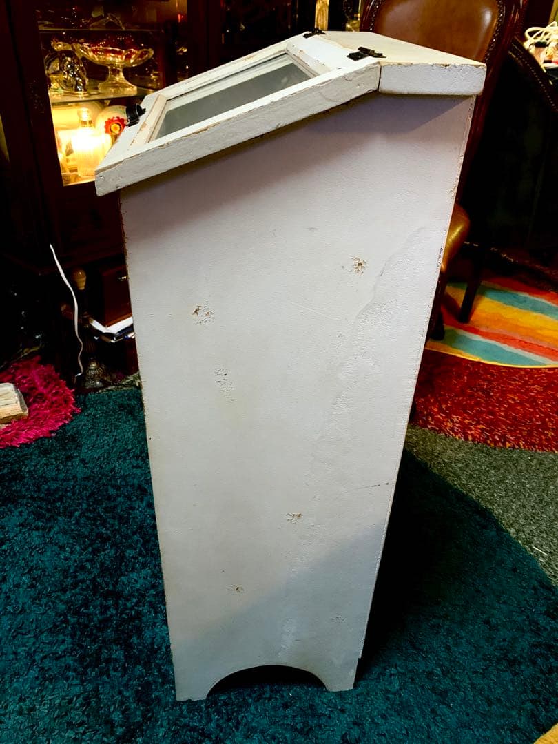 アンティークシャビーシックキャビネット