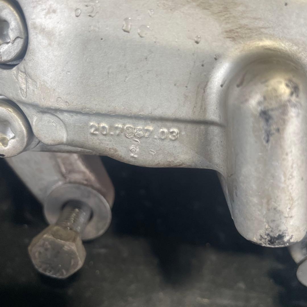 AMG用ブレンボ製ブレーキパッド4枚セット