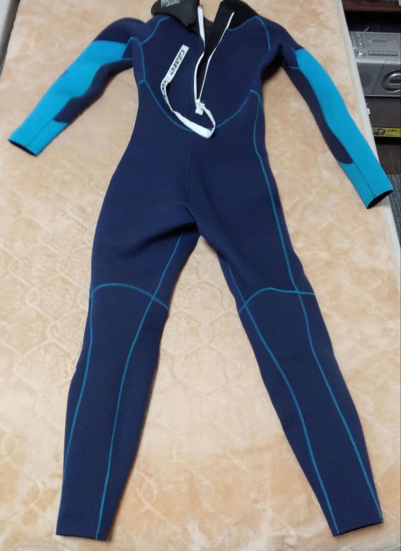 GLARE SURF SUITSレディースオーダー品 日本製　試着のみ　厚3mm