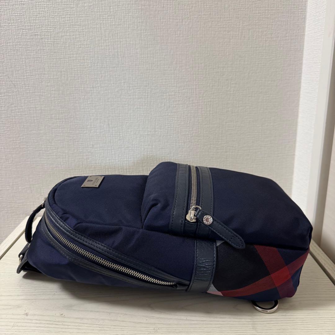 【新品同様】 ブラックレーベルクレストブリッジ ボディバッグ ネイビー