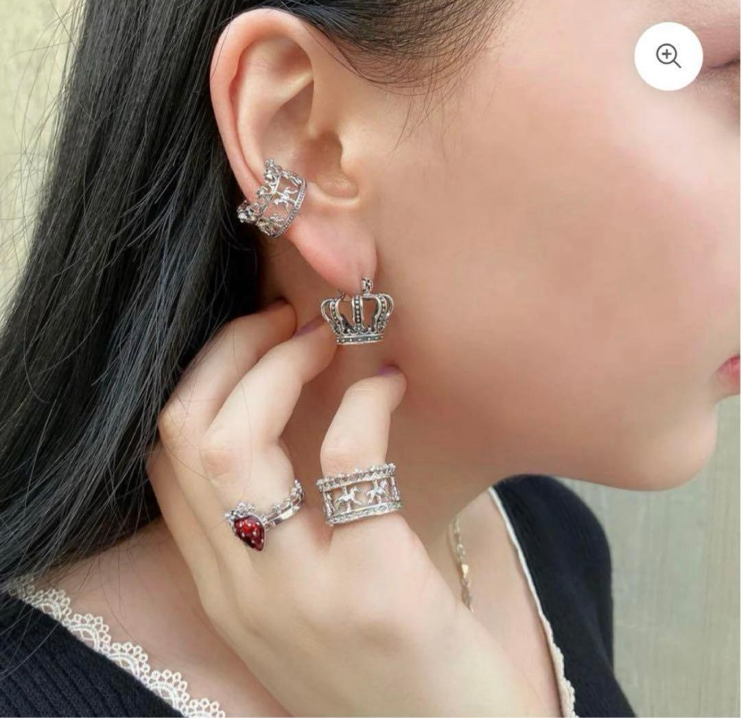 【最終値下げ】ジャスティンデイビス　DELILAH クラウン ピアス　いぶし