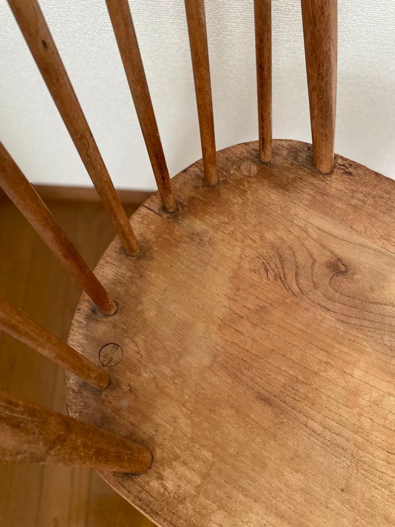 アンティークチェア　古いもの