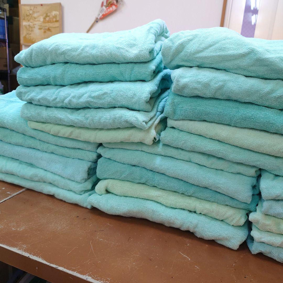 ⚫バスタオルウエス アイスグリーン　100枚 ○圧縮梱包○ＡB級●中厚