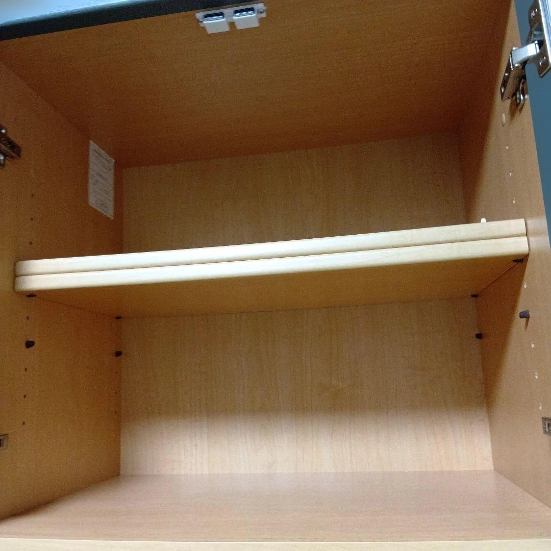 食器棚 グレーと木目調 ガラス扉付き　美品