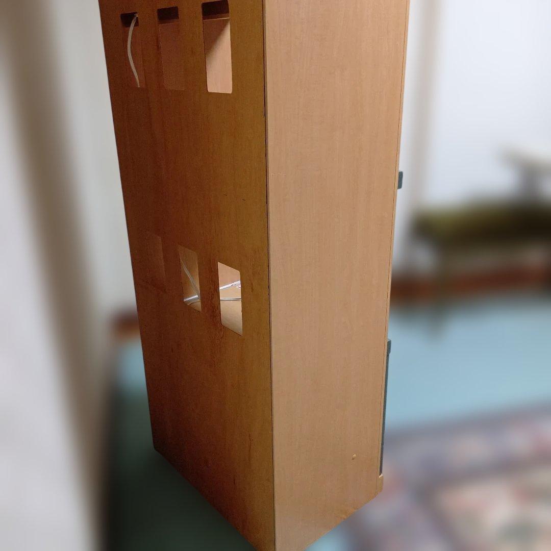 食器棚 グレーと木目調 ガラス扉付き　美品