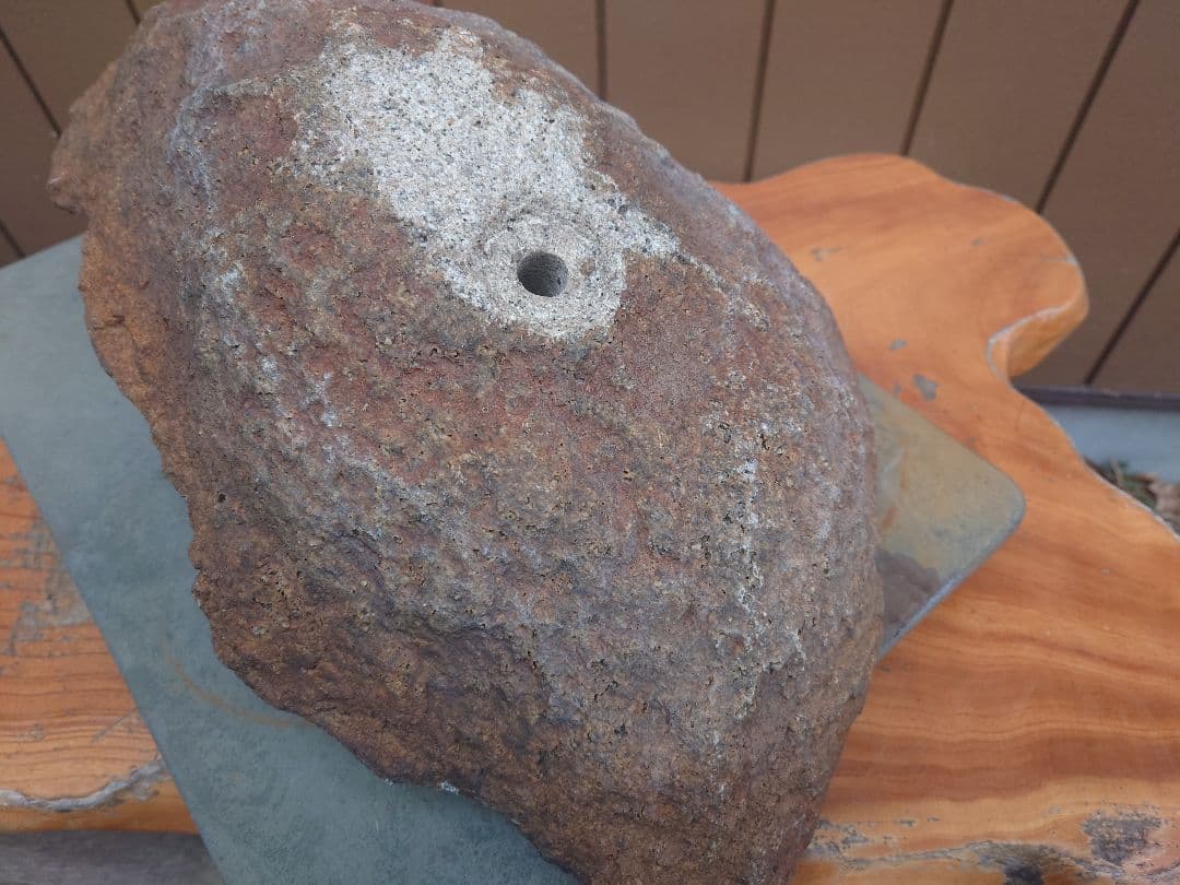 盆栽　鉢　鞍馬石？　幅51cm