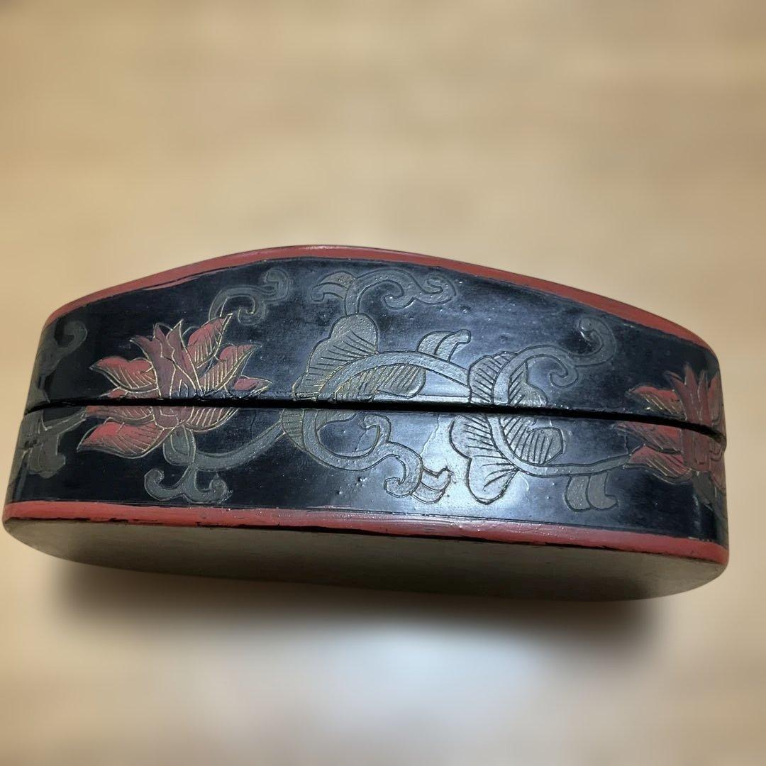 中国骨董 小物入れ 蓋付き 容器 陶器製 人物絵 アンティーク