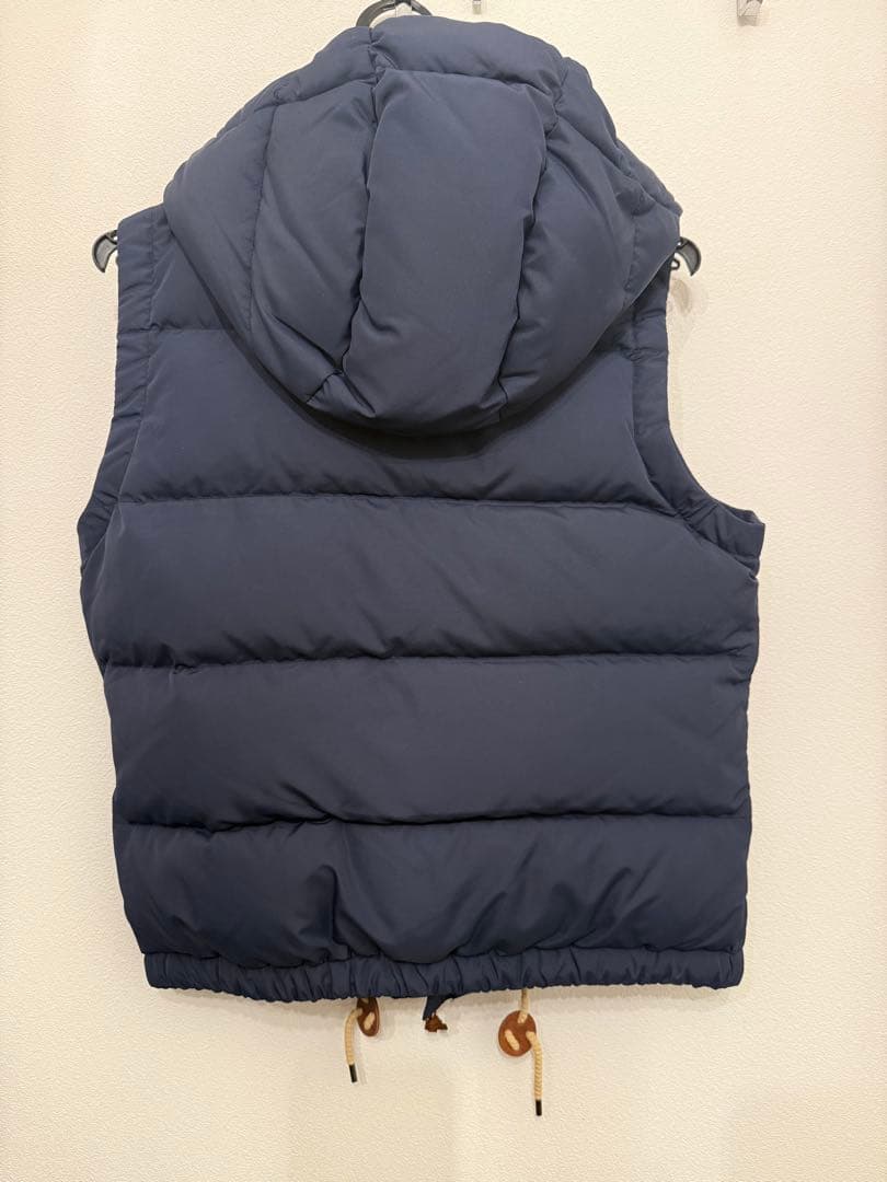 ネイビー フード付き ダウンベスト