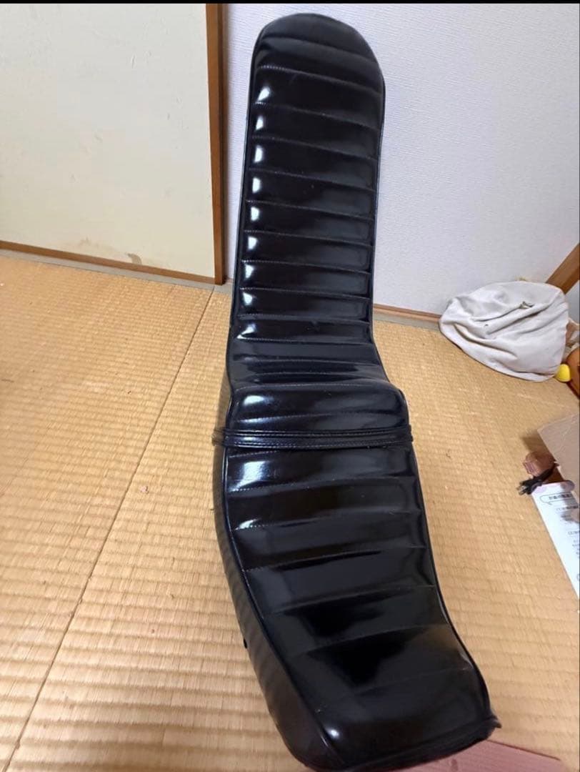 ゼファー400 三段シート 黒