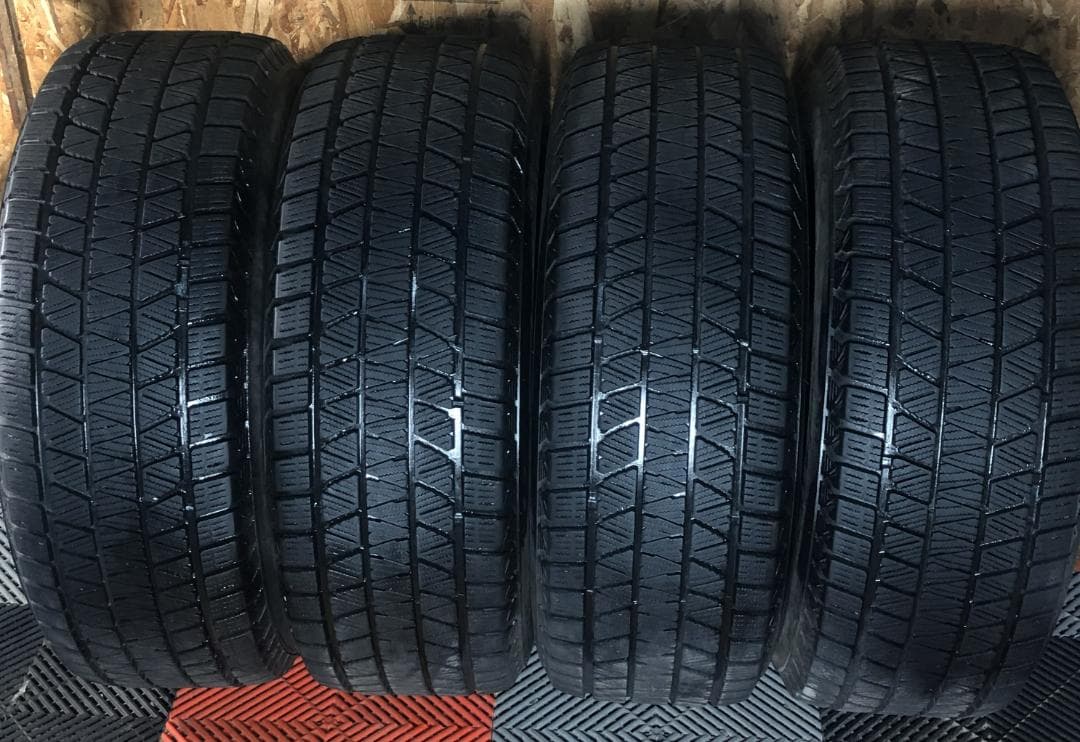 ブリヂストン BLIZZAK DM-V3 4本 265/65R17 N007