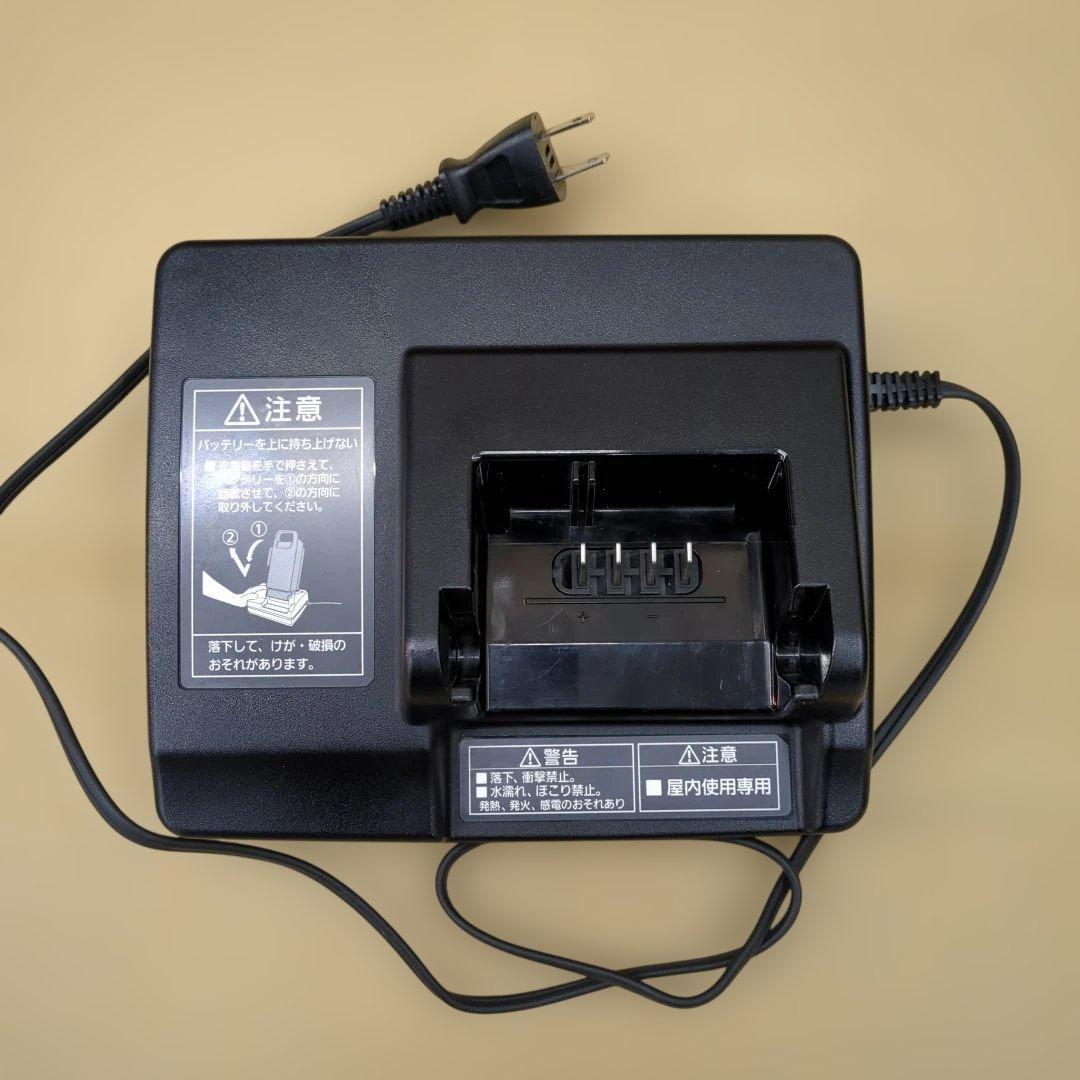 パナソニック　電動アシスト自転車　充電器　NKJ073Z