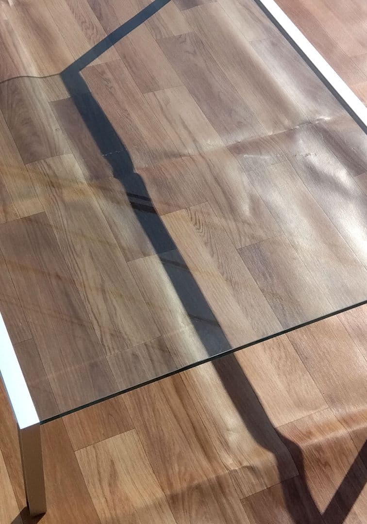 広島市内限定　Cassina ixc. team by wellis テーブル