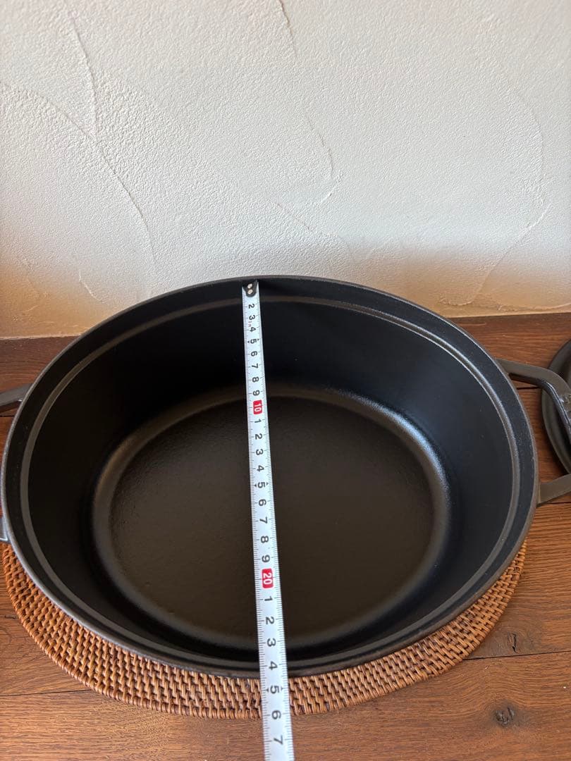 STAUB オーバル　31cm 黒