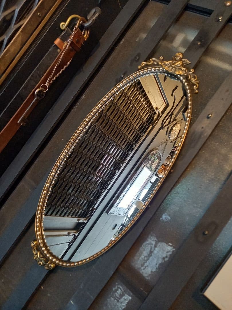 ヴィンテージ　オーバル形　真鍮製　エンジェル　トップ　パール　ビーズ　　ミラー