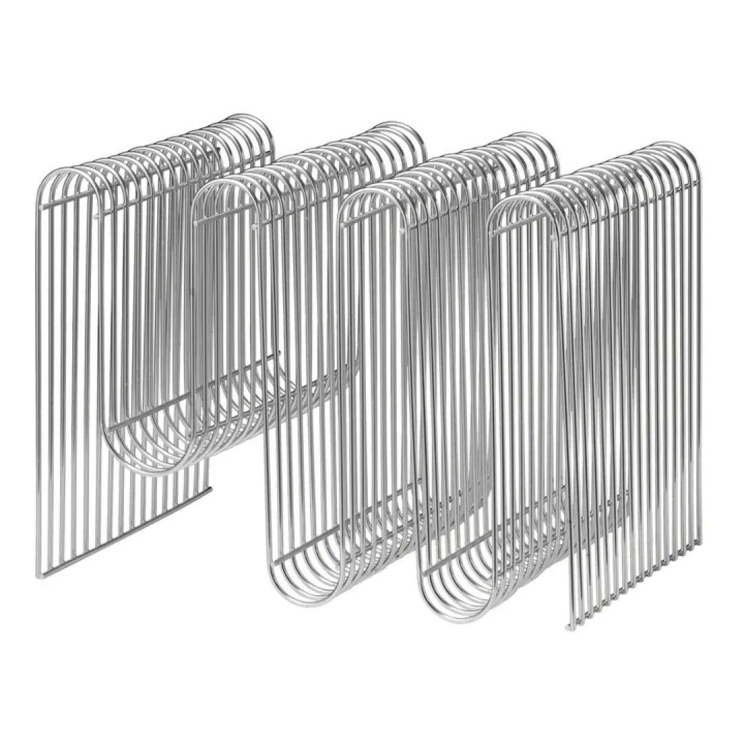 Curva ニュースペパースタンド