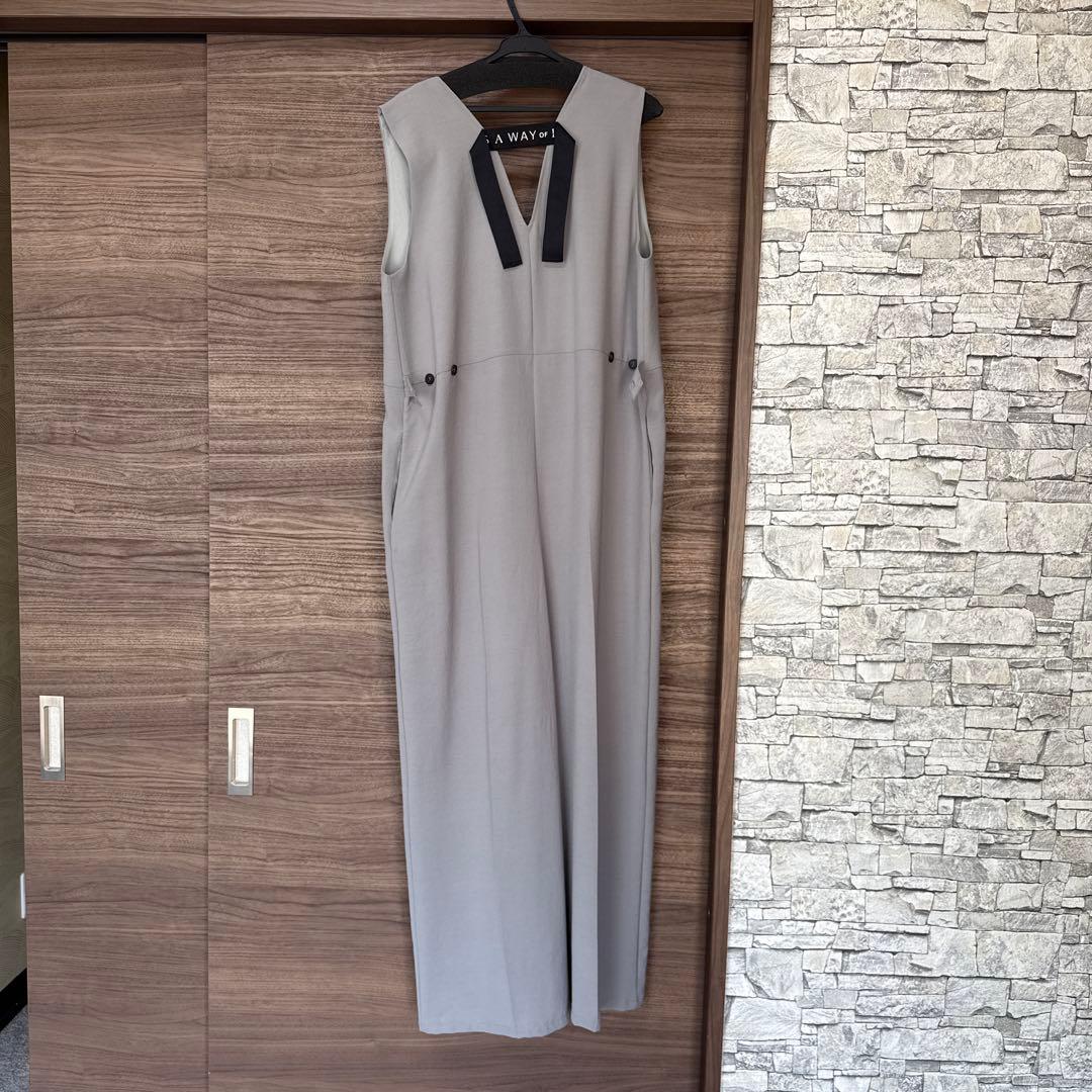 ヤマダヤ　EIMEELAW グレー ノースリーブ オールインワン