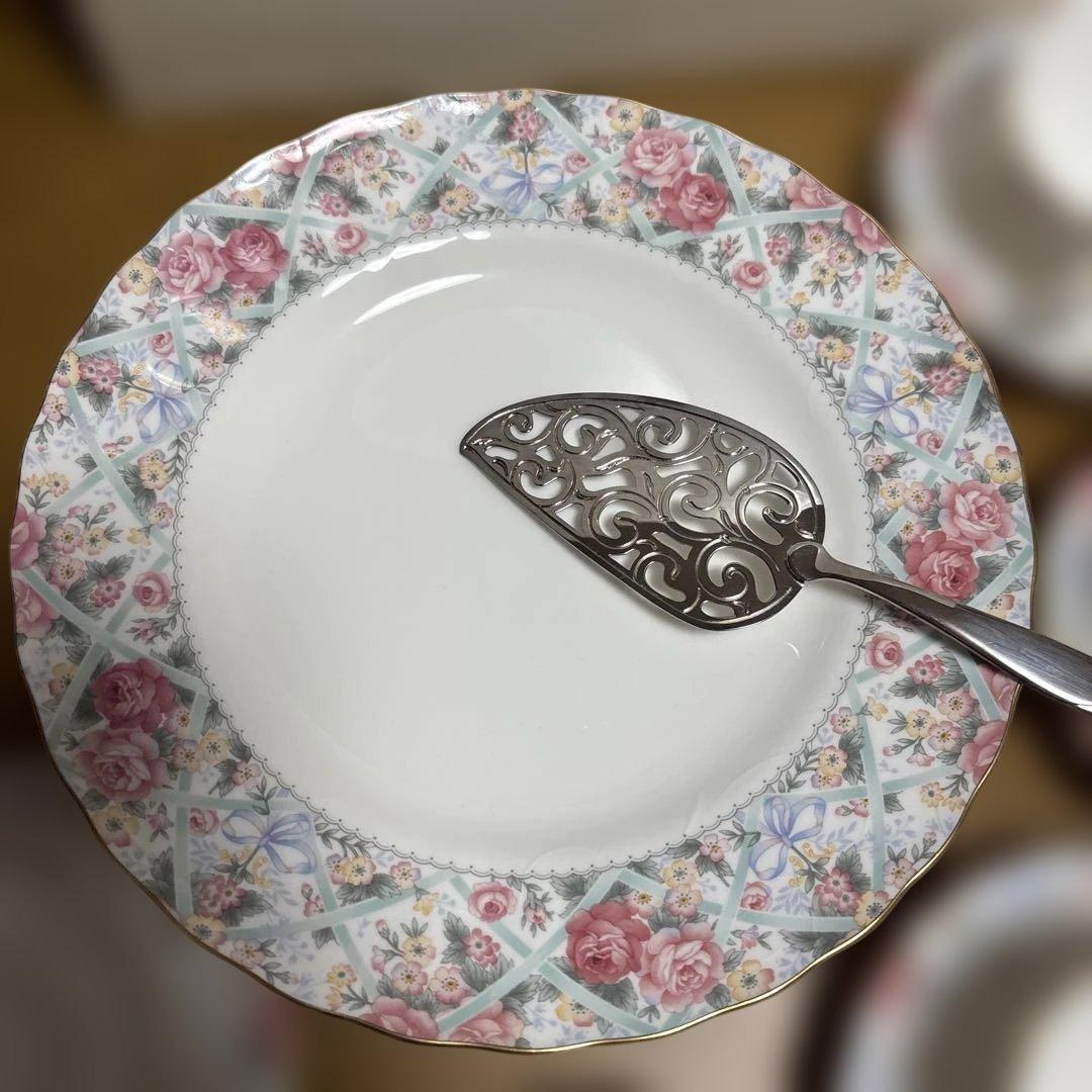 新品★ノリタケ ウエディングモール カップ&ソーサー5客&大皿1枚 廃盤品