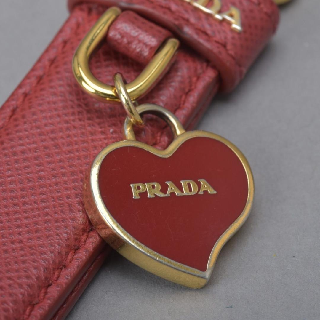 美品 プラダ PRADA サフィアーノレザー レッド ハート 箱付 キーホルダー