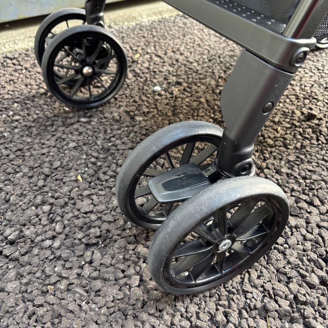 ⭐️ BF2M さま⭐️コンビ スゴカルエアーエッグショック ベビーカー ベージュ