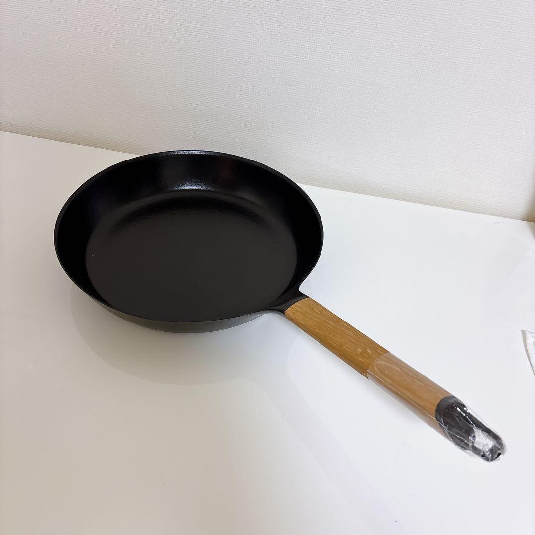 バーミキュ フライパン 26cm オーク ガス・IH対応 鋳物ホーロー