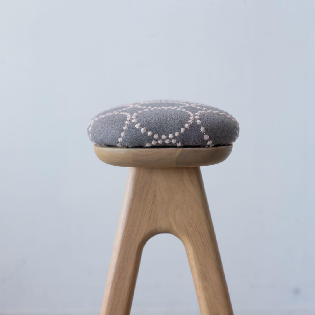 キッチンスツールNA H630＋ミナ ペルホネン　タンバリン