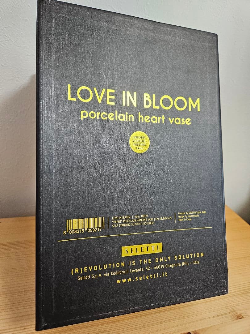 LOVE IN BLOOM ポーセリン ハートベース