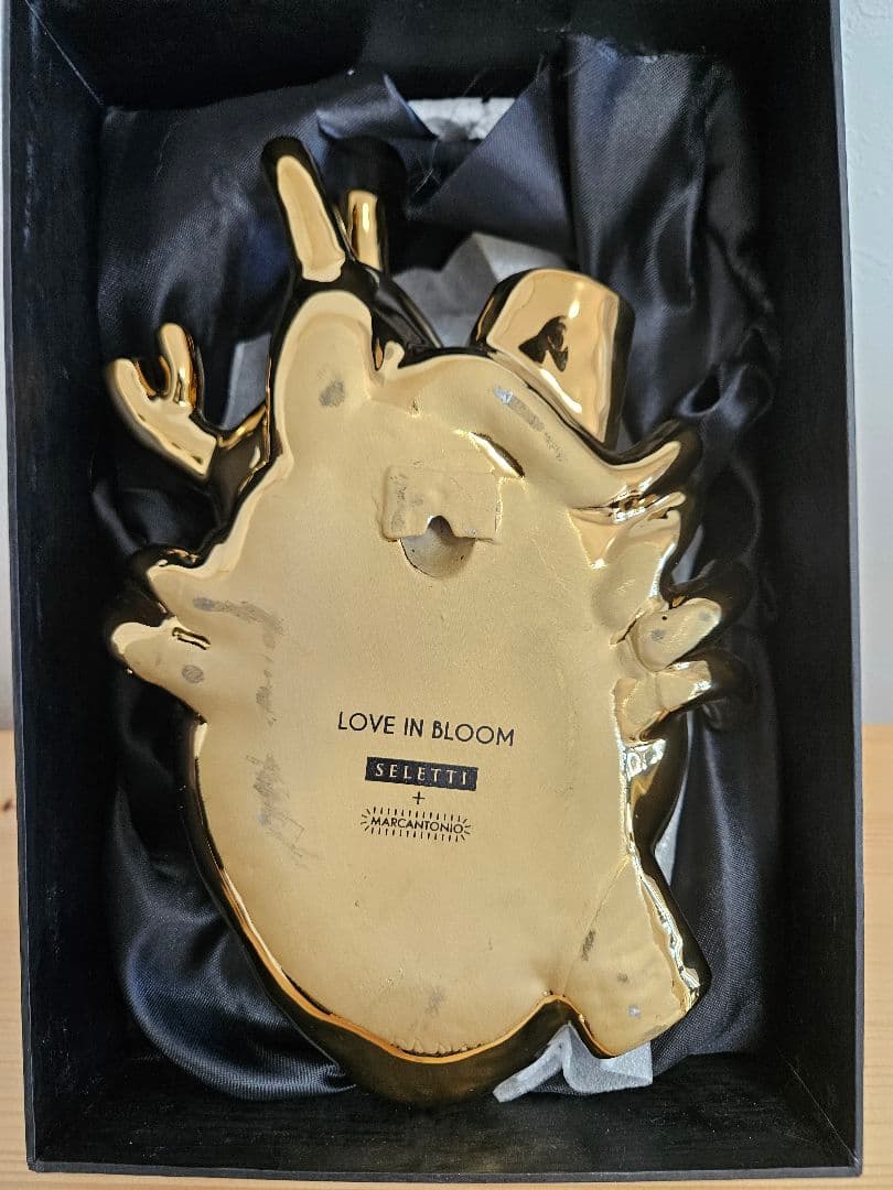 LOVE IN BLOOM ポーセリン ハートベース