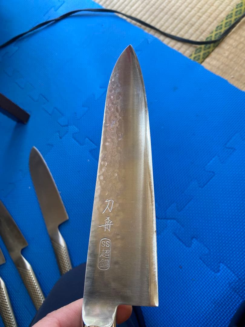 新品 刀舟技研 牛刀包丁 刀舟 鎚目モナカハンドル210㍉ 牛刀 (右利き用)