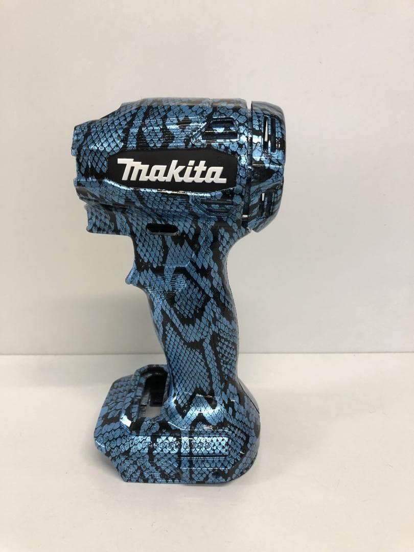 マキタ　インパクトドライバー　TD172　カスタム外装　ライトブルー・スネーク柄