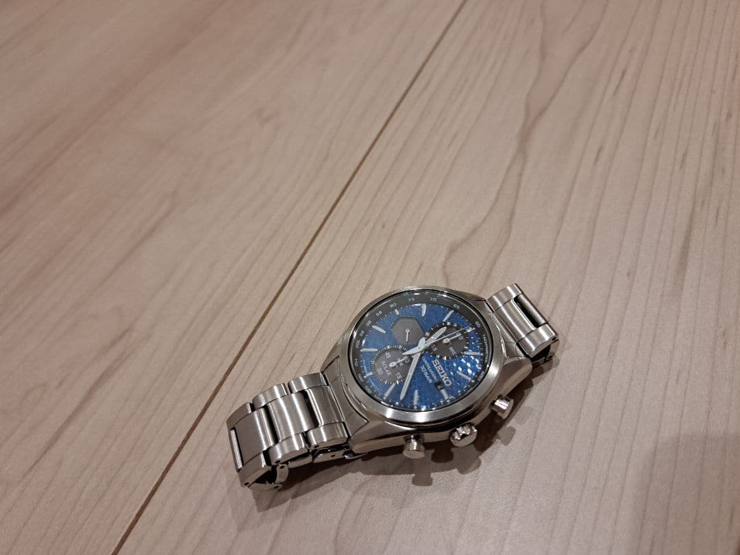 最終値下げSEIKO SSC801 ソーラー クロノグラフ
