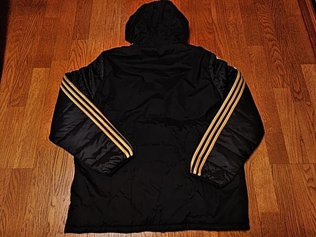 新品 レアルマドリード ウィンタージャケット XL 4XO 19-20 完売品