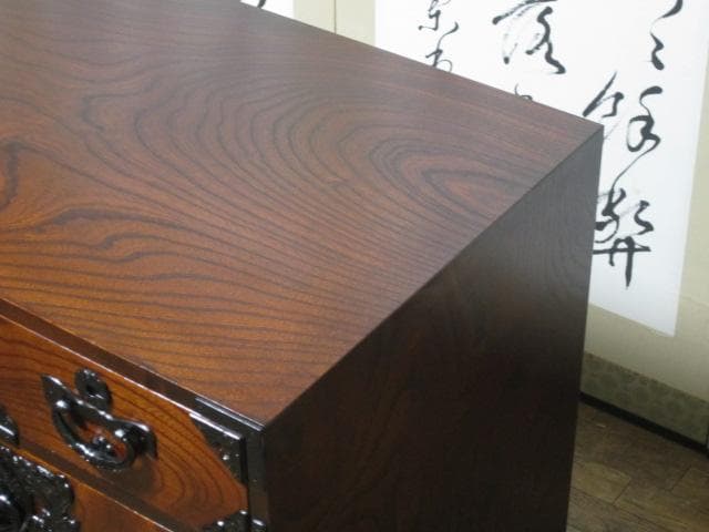 美品 伝統工芸 欅材 拭き漆塗 5杯抽斗 民芸 岩谷堂箪笥 鍵付き/衣装箪笥