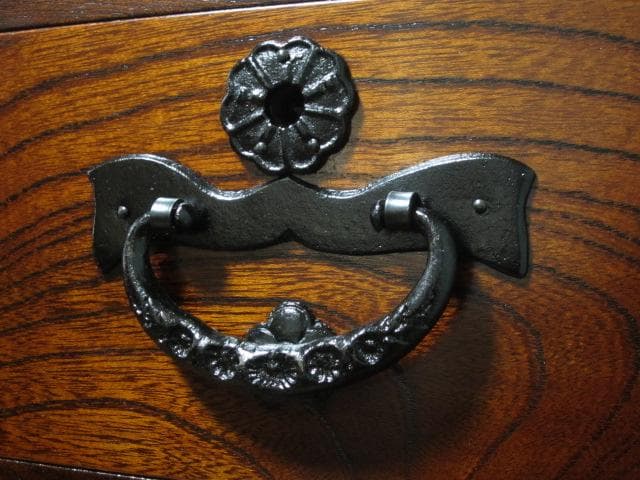 美品 伝統工芸 欅材 拭き漆塗 5杯抽斗 民芸 岩谷堂箪笥 鍵付き/衣装箪笥