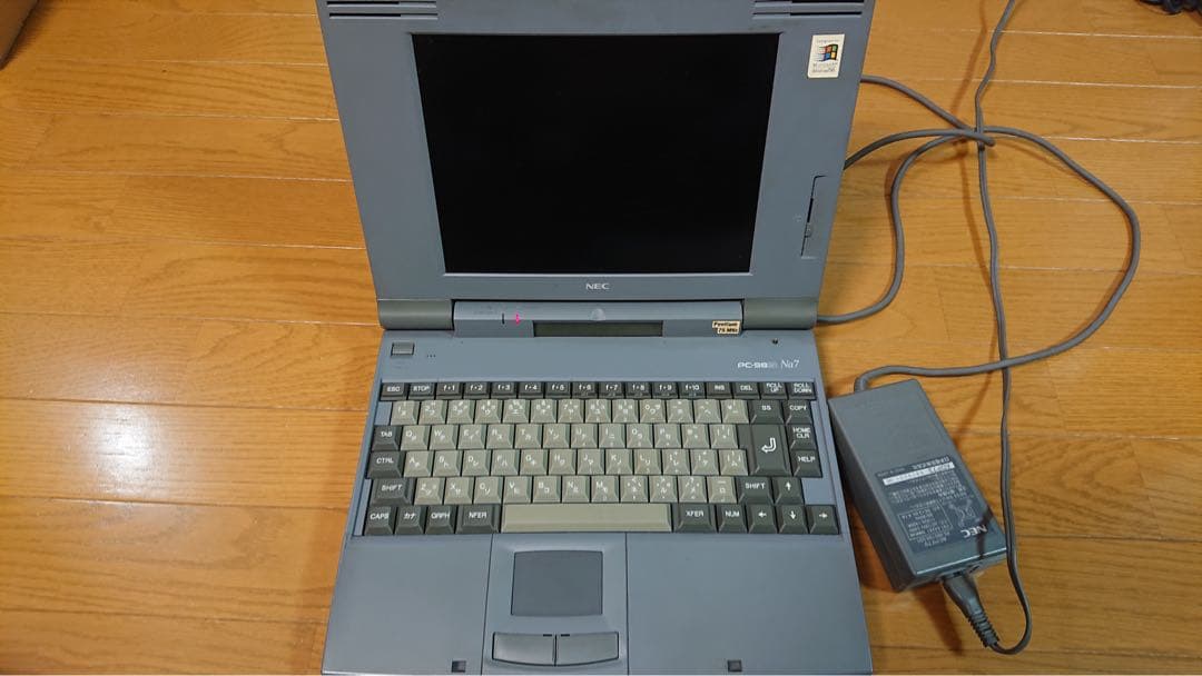 ジャンク　NEC PC-9821 Na7/HC7 ノートPC 本体