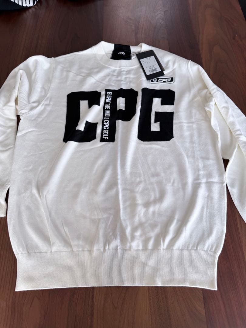 CPG ホワイト セーター サイズ3