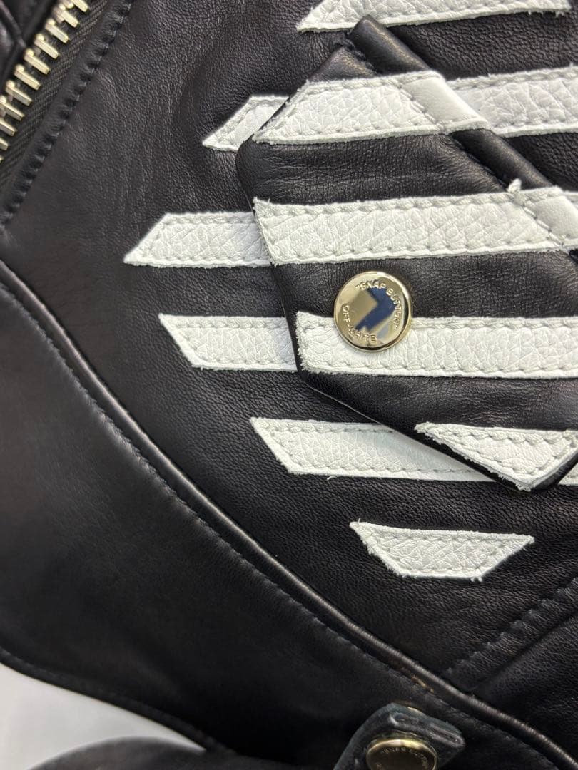 offwhiteブラックレザーライダースジャケット