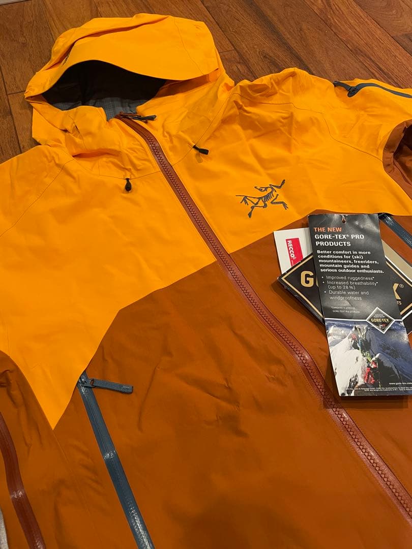 ま*ん様 新品▪️Arc’teryx アークテリクス▪️Rush Jacket▪