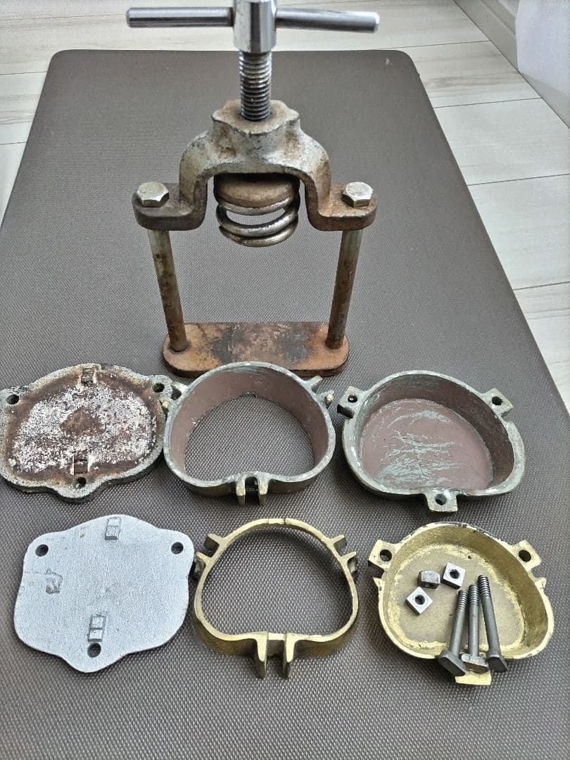 歯科技工 フラスコ(4.5インチ新品 5インチ使用品)クランプセット