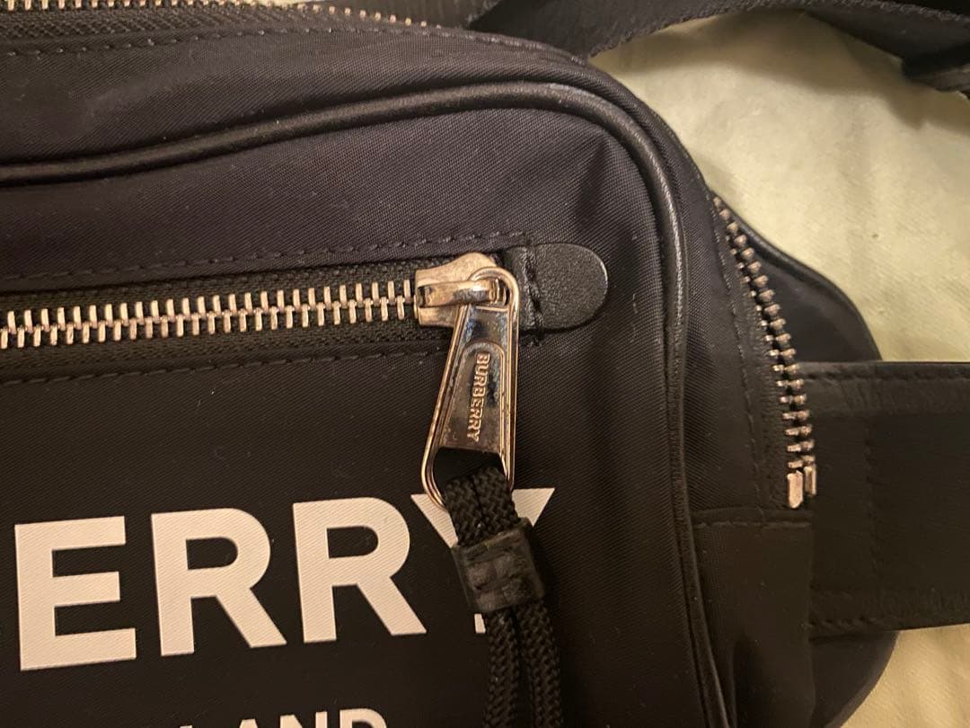 BURBERRY（バーバリー） ボディバッグ・ウエストポーチ ブラック