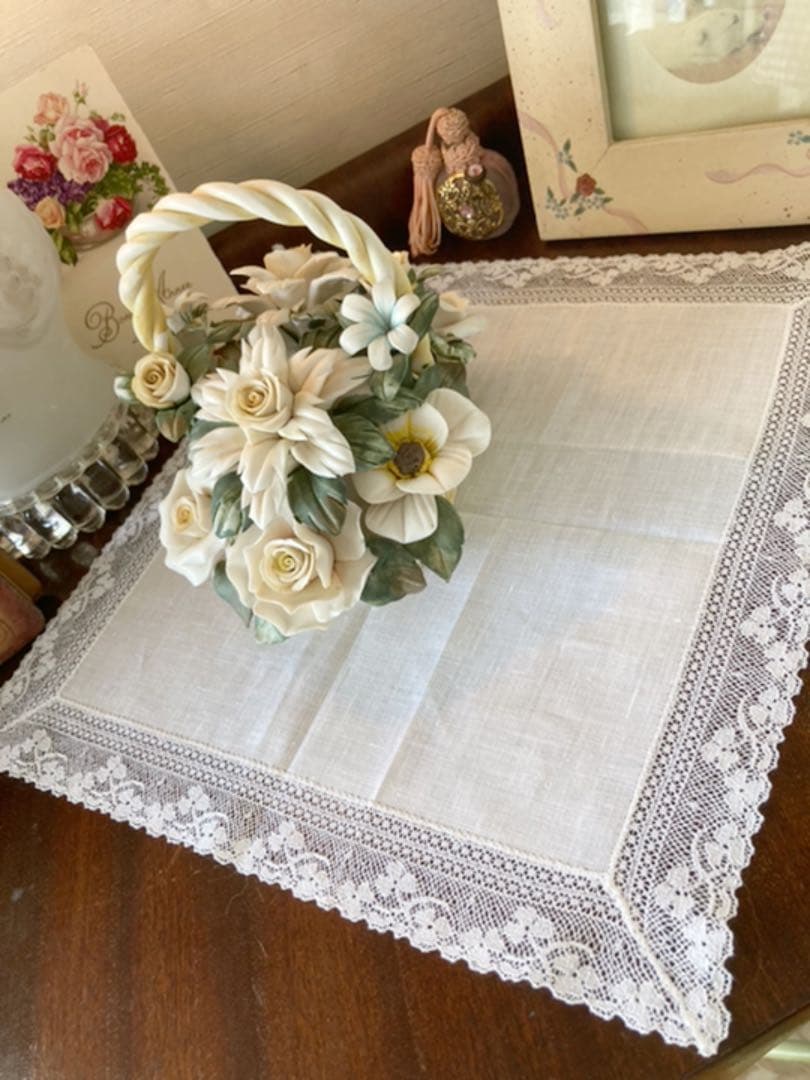 1997年アイリッシュリネンポケットチーフ繊細な手作業レースドイリーヴィンテージ