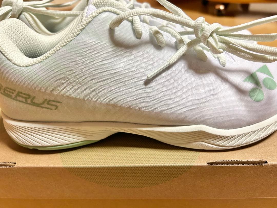 【美品】YONEX バドミントンシューズ 27cm パワークッションエアラスZ