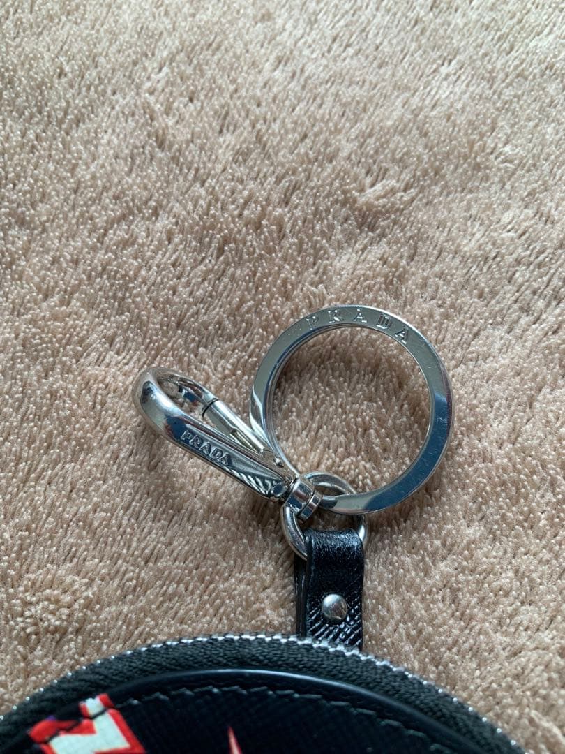 PRADA ケース